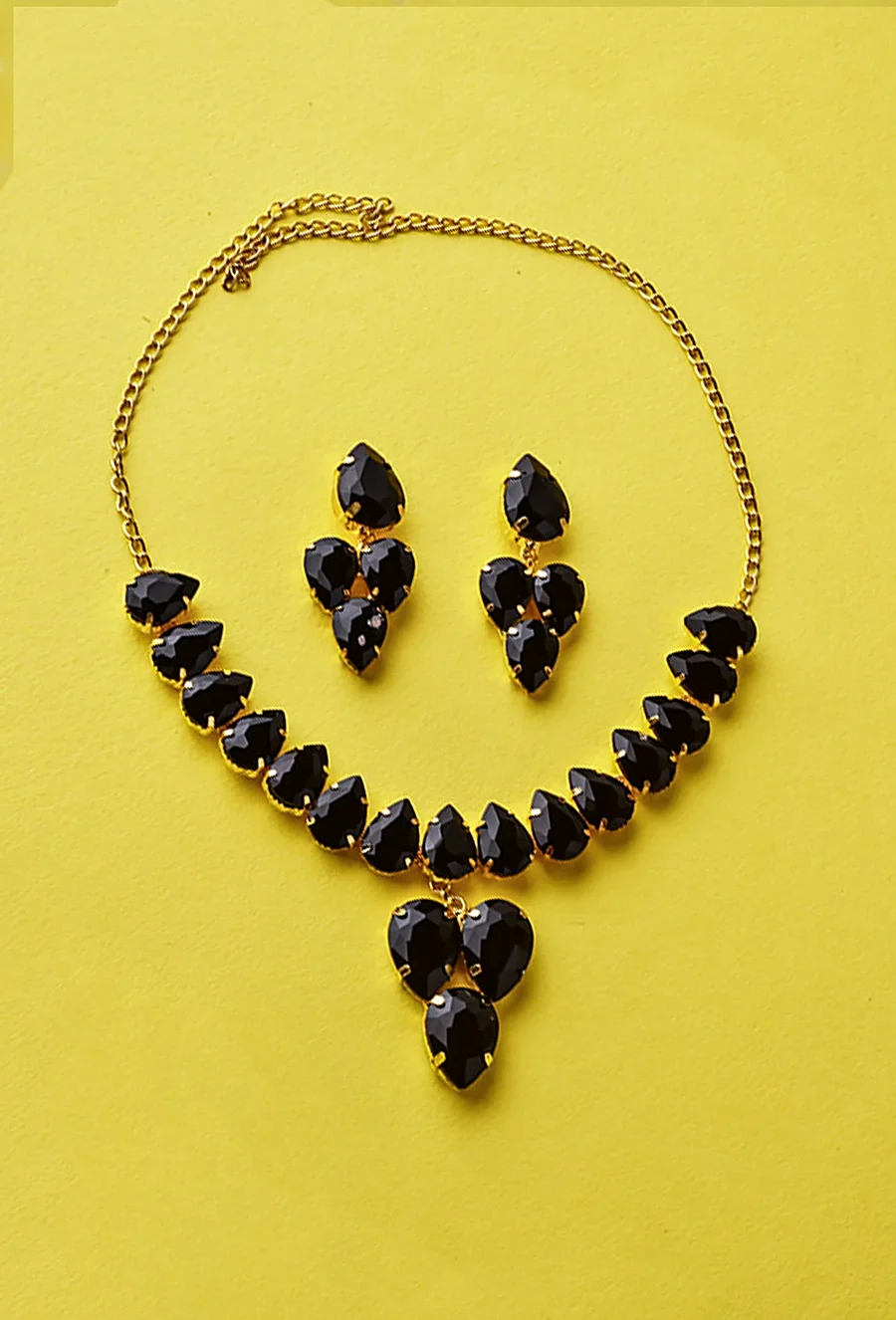 Black Necklace for Evening Party and Ethnic Dressing