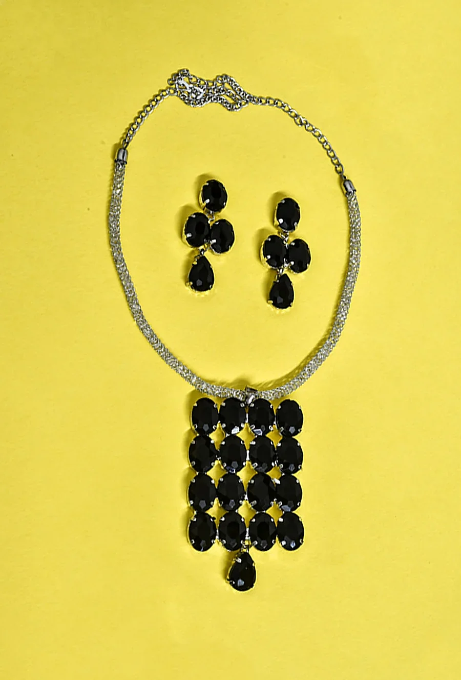 Black Beaded Gold-Plated Necklace for Evening Party Wear